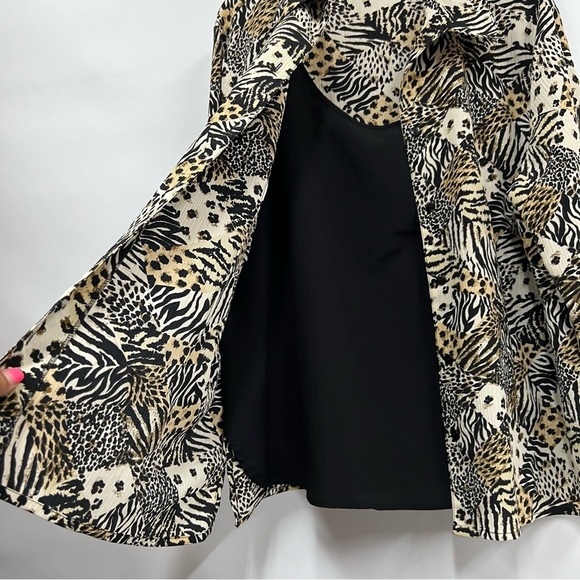 Notations animal print button down leopard tiger xl blouse attached black tank - Picture 2 of 14